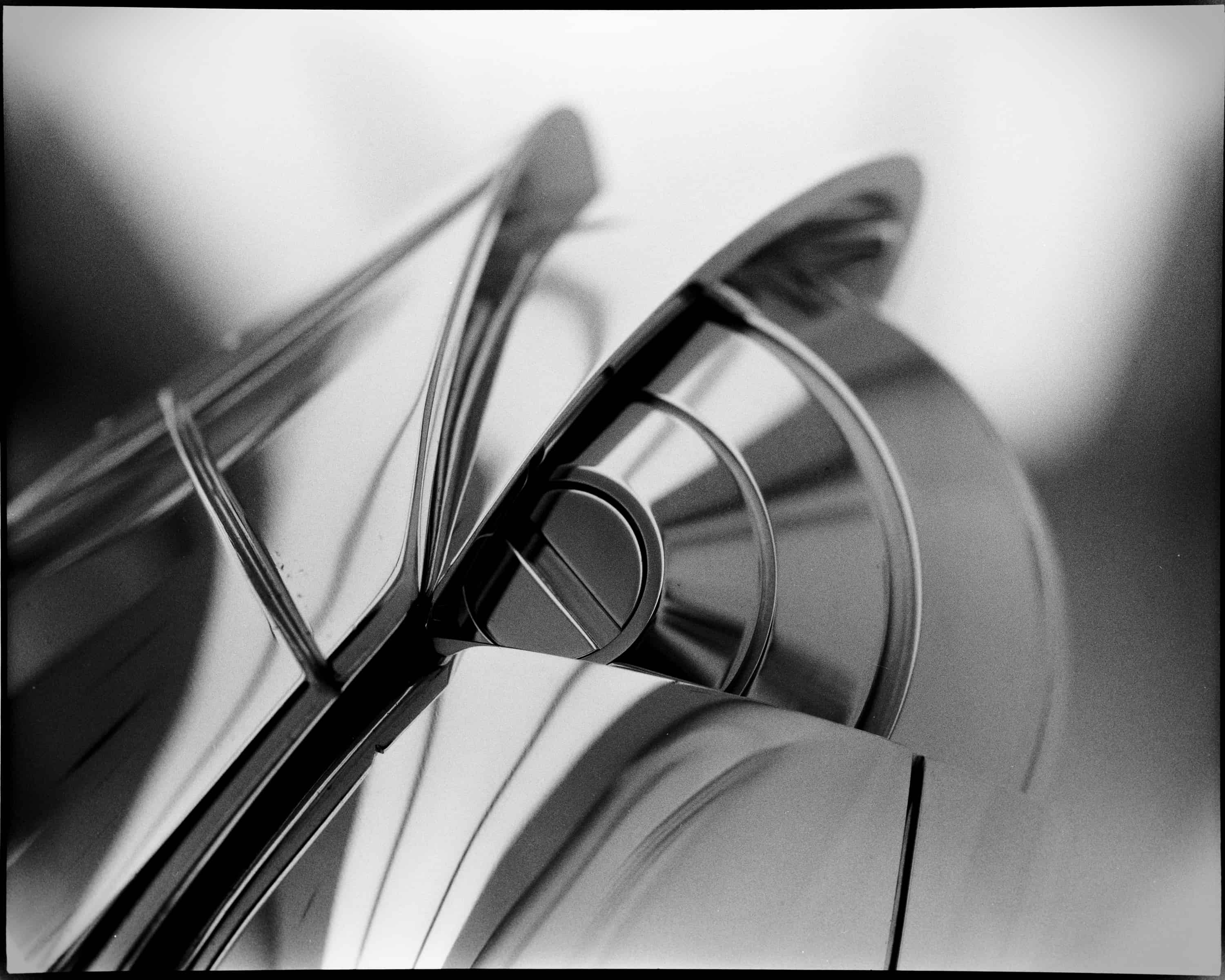 Hajime Sorayama's "Light, Reflection, Transparency" Exhibition